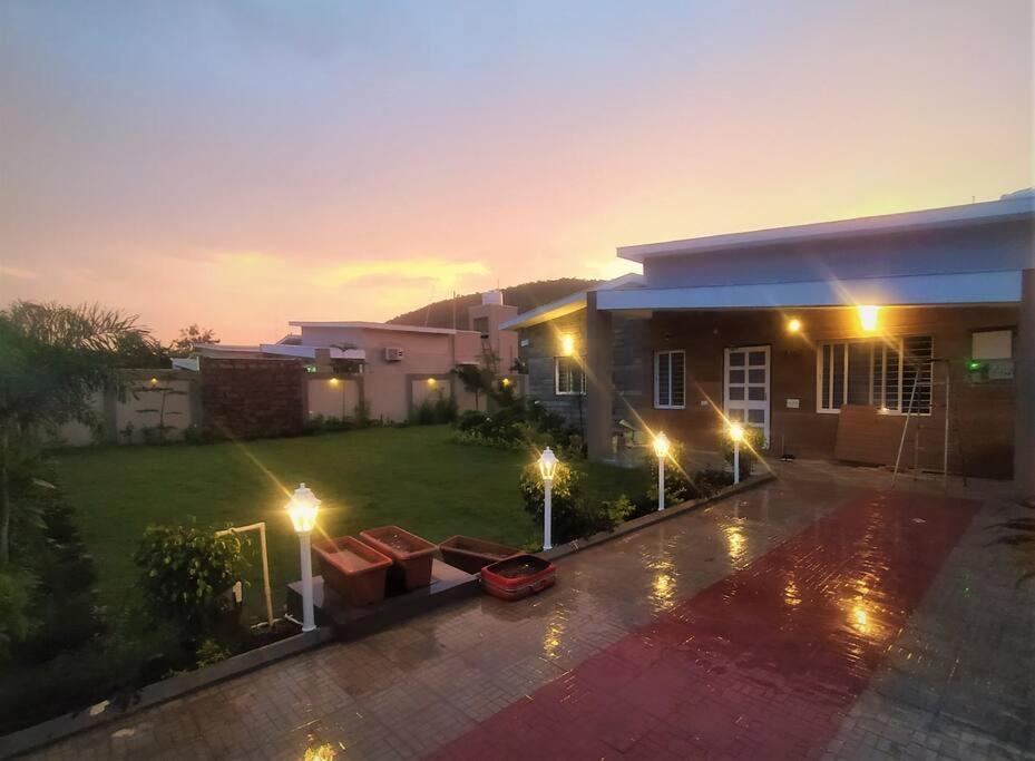Nine Hill Villa - 2Bhk Private Villa With Pool Udaipur Ngoại thất bức ảnh