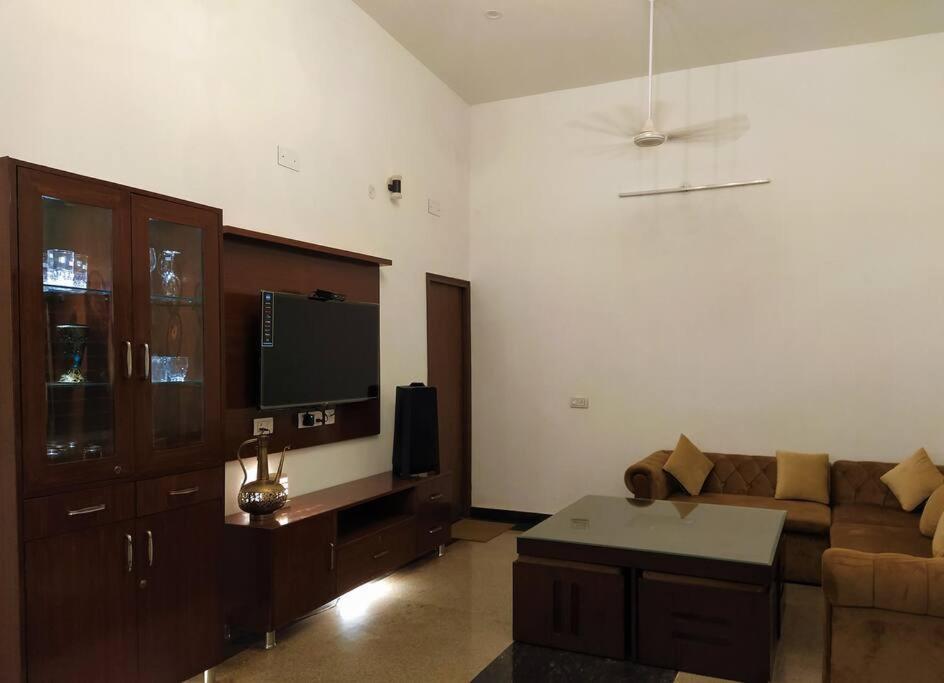Nine Hill Villa - 2Bhk Private Villa With Pool Udaipur Ngoại thất bức ảnh
