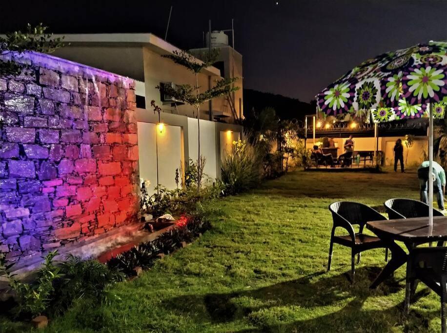 Nine Hill Villa - 2Bhk Private Villa With Pool Udaipur Ngoại thất bức ảnh